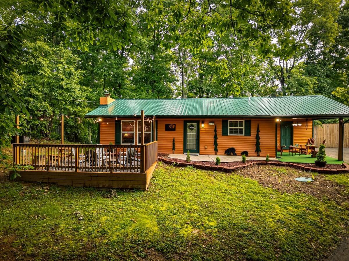 Paradise At The Smokies Cabin With Hot Tub! Sevierville Exterior photo